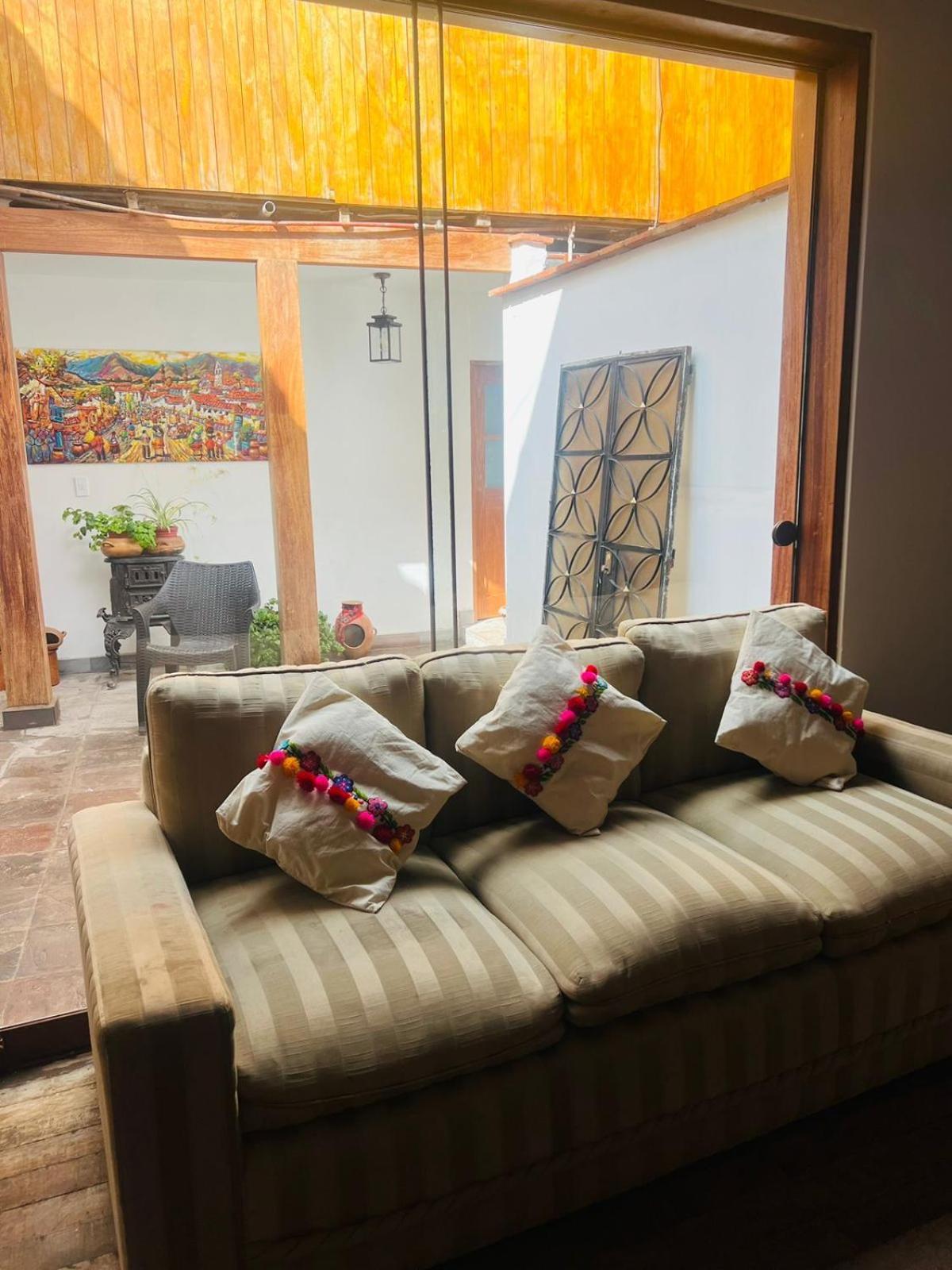 Flying Dog Hostel Куско Екстер'єр фото
