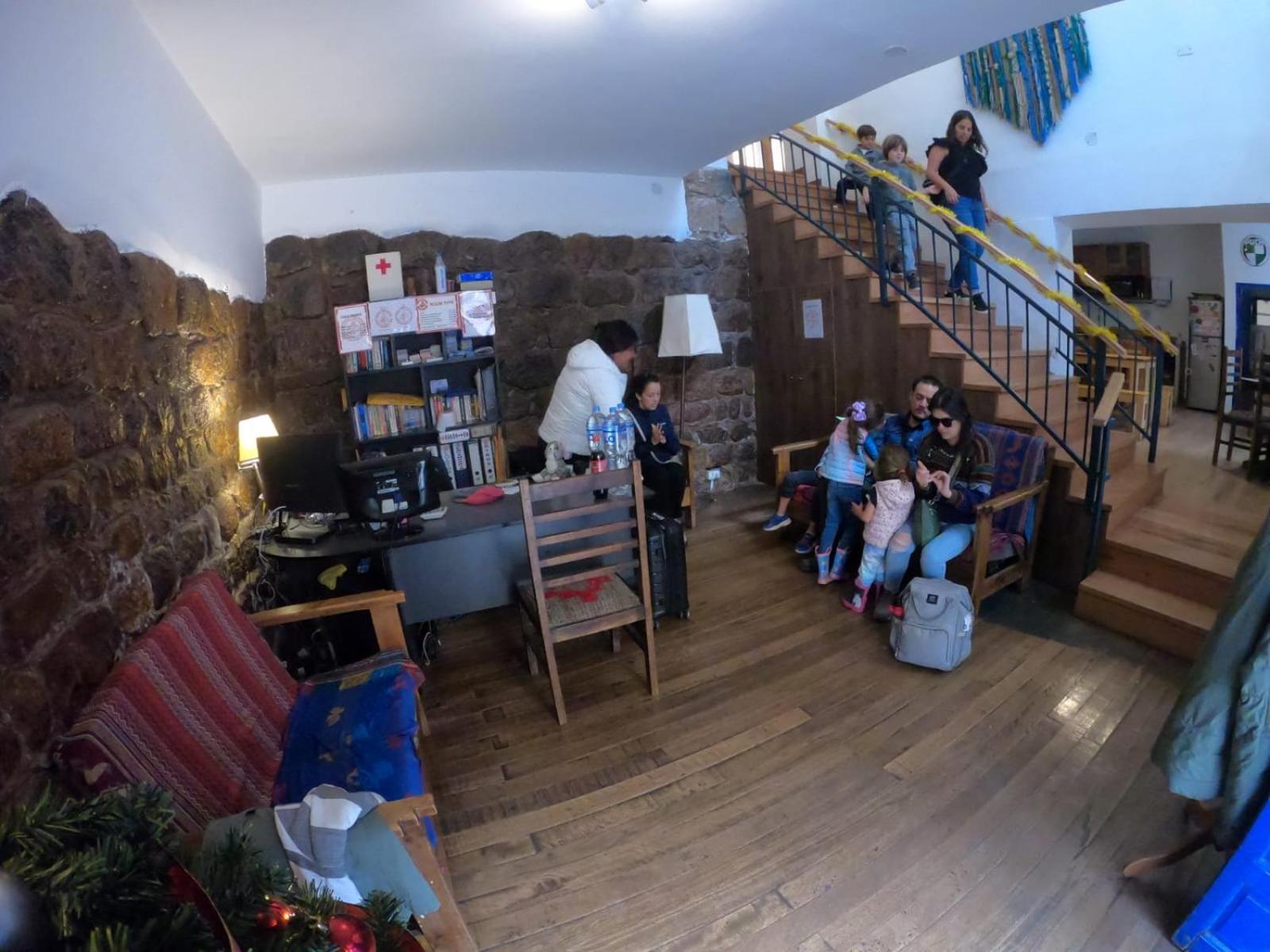 Flying Dog Hostel Куско Екстер'єр фото